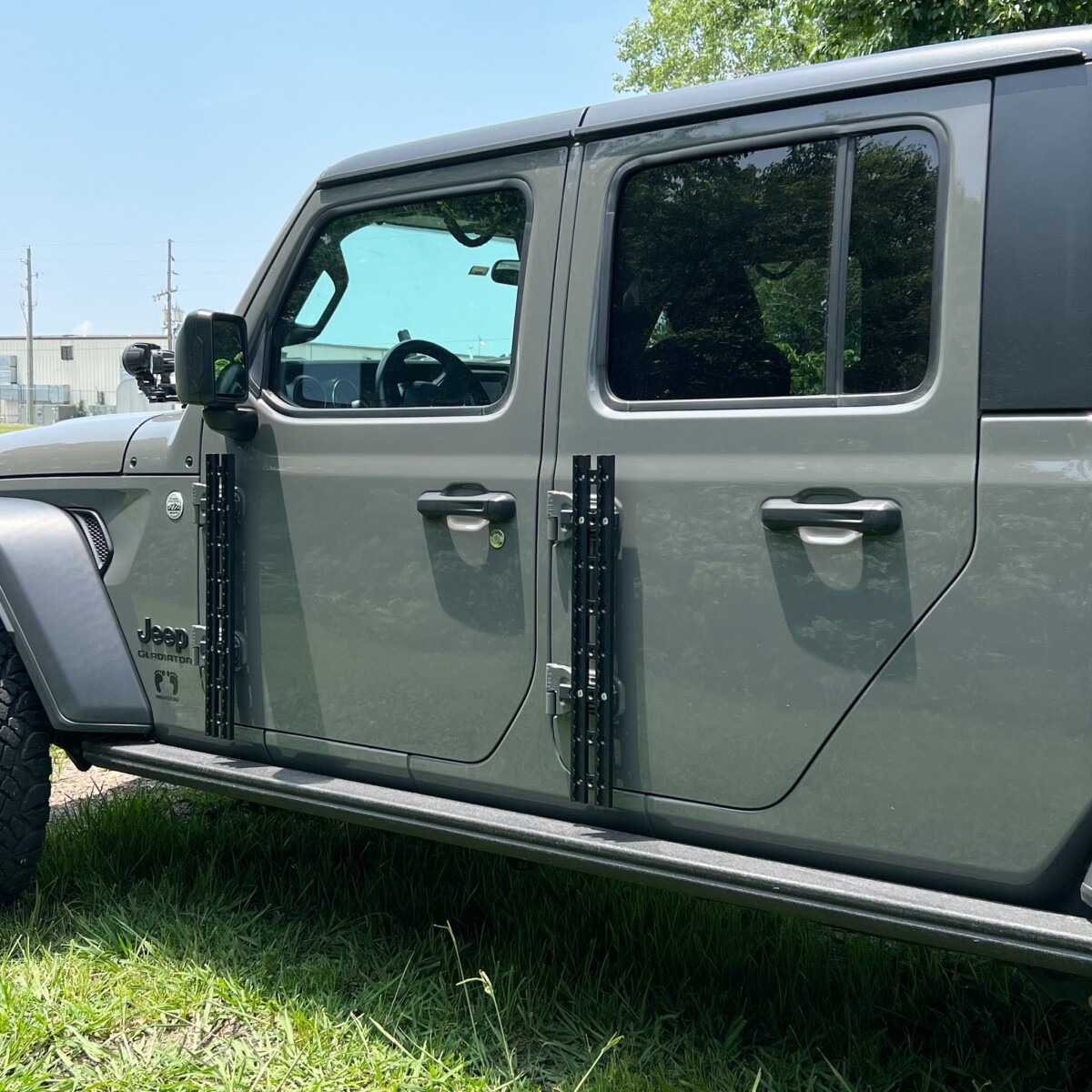 Mach Track 24in (Pair) : Mach Built β All Hose